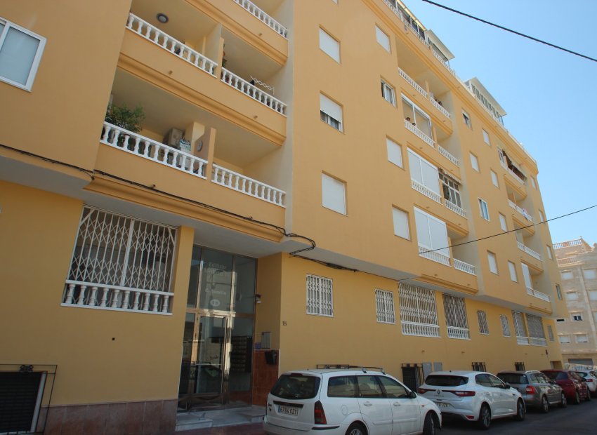 Вторичная недвижимость - квартира - Torrevieja - Centro Ciudad