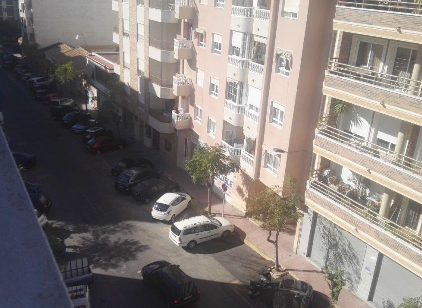 Вторичная недвижимость - квартира - Torrevieja - Centro Ciudad