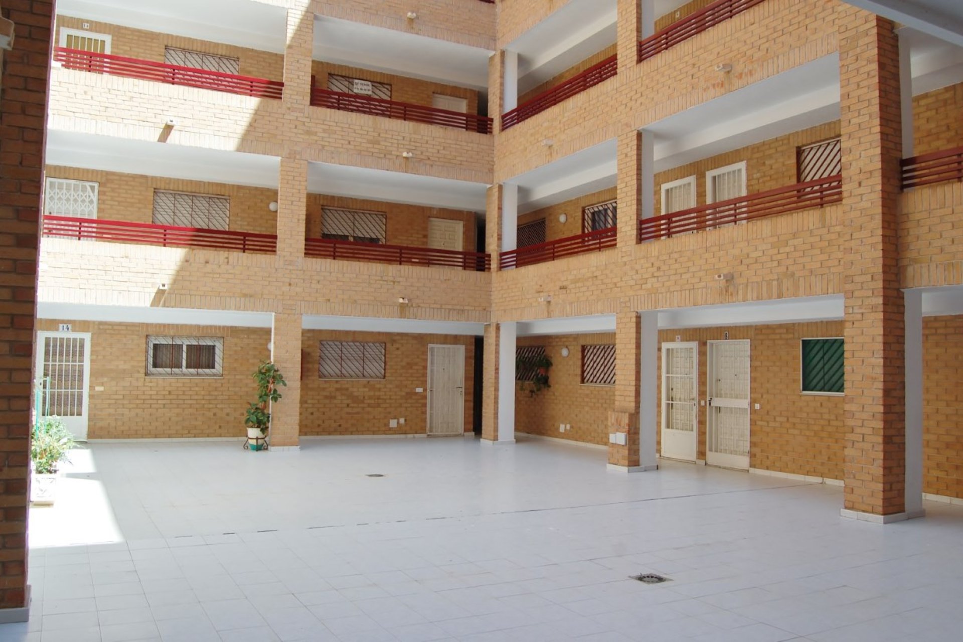 Вторичная недвижимость - квартира - Torrevieja - Centro Ciudad