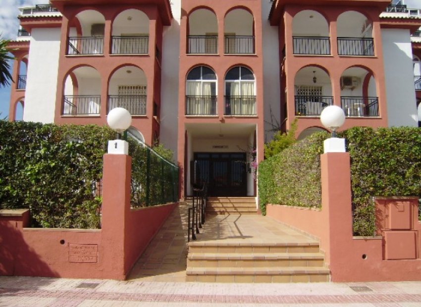 Вторичная недвижимость - квартира - Torrevieja - La Mata
