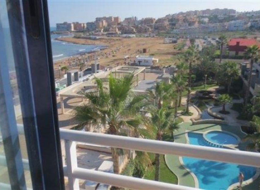 Вторичная недвижимость - квартира - Torrevieja - La Mata