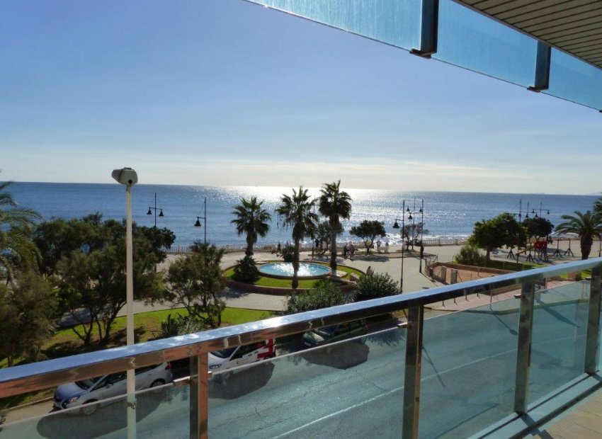 Вторичная недвижимость - квартира - Torrevieja - Playa del Cura