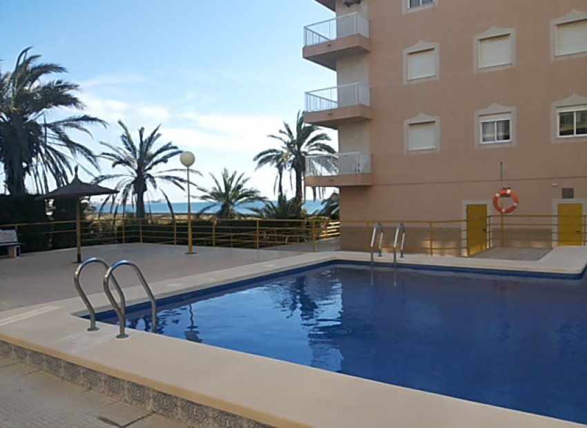 Вторичная недвижимость - квартира - Torrevieja - Punta Prima