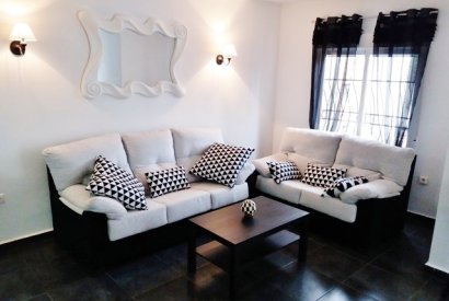 Sale - Townhouse - Torrevieja - Centro Ciudad