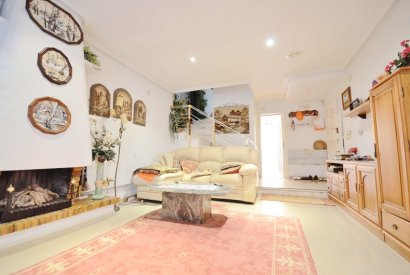 Sale - Villa - Guardamar