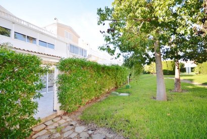 Sale - Villa - Guardamar