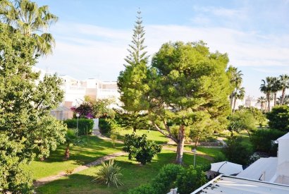 Sale - Villa - Guardamar