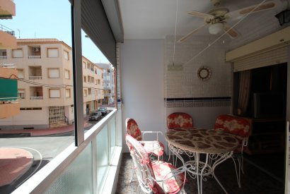 Вторичная недвижимость - квартира - Torrevieja - Playa Los Naufragos