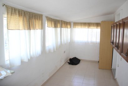 Sale - Villa - Torrevieja - Punta Prima