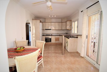 Sale - Villa - Orihuela costa - Villamartín Golf Resort