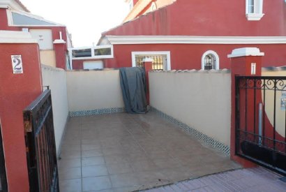 Sale - Villa - Orihuela costa - Villamartín Golf Resort