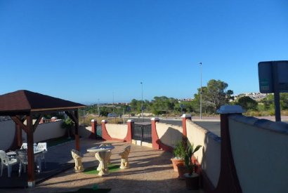 Sale - Villa - Orihuela costa - Villamartín Golf Resort