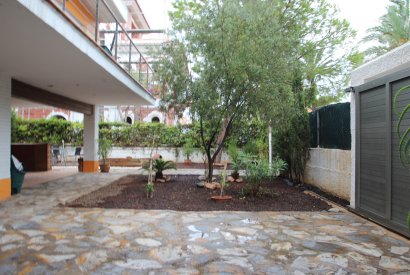 Sale - Villa - Orihuela costa - Cabo Roig