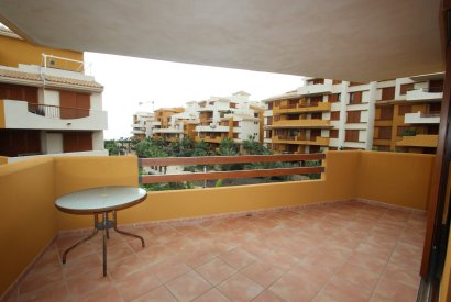 Вторичная недвижимость - квартира - Torrevieja - Punta Prima