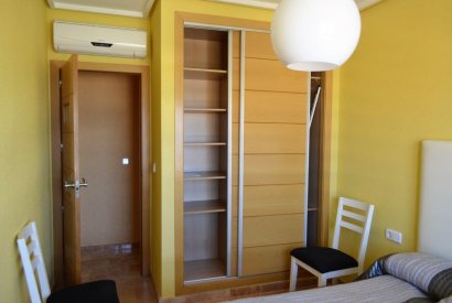 Вторичная недвижимость - квартира - Torrevieja - La Mata