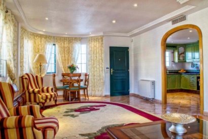 Sale - Villa - Torrevieja - La Mata