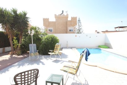 Sale - Villa - Torrevieja - La Siesta - El Salado - Torreta