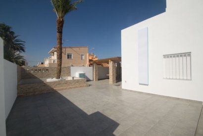 Sale - Villa - Torrevieja - La Siesta - El Salado - Torreta