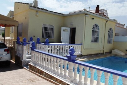 Вторичная недвижимость - Дом - Torrevieja - La Siesta - El Salado - Torreta