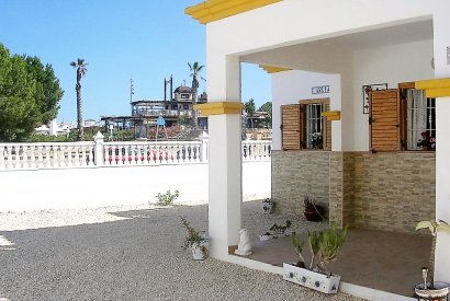 Sale - Villa - Torrevieja - La Mata