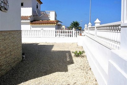 Sale - Villa - Torrevieja - La Mata