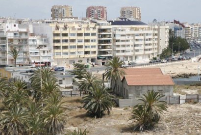 Вторичная недвижимость - Квартира на последнем этажe - Torrevieja - Centro Ciudad