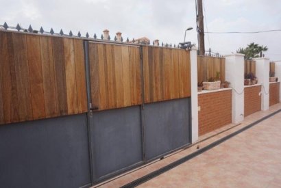 Sale - Villa - Torrevieja - Los Balcones