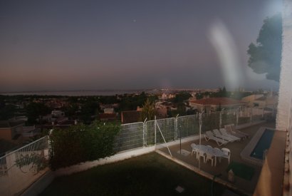 Sale - Villa - Torrevieja - Los Balcones