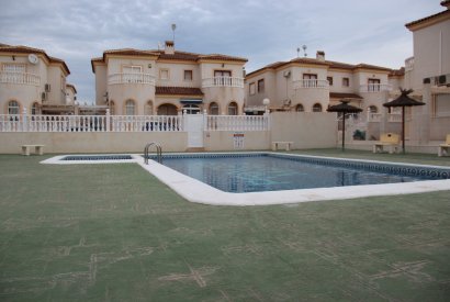 Вторичная недвижимость - бунгало - Torrevieja - Nueva Torrevieja/Aguas Nuevas