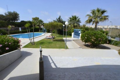 Sale - Apartment/Flat - Torrevieja - La Mata