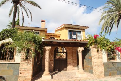 Вторичная недвижимость - Дом - Torrevieja - Nueva Torrevieja/Aguas Nuevas