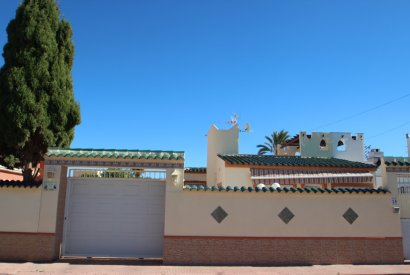 Sale - Villa - Torrevieja - La Siesta - El Salado - Torreta