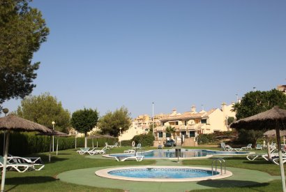 Вторичная недвижимость - квартира - Orihuela costa - Dehesa de Campoamor