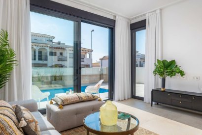 Obra Nueva - Chalet de Lujo - Torrevieja - Punta Prima