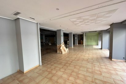 Вторичная недвижимость - комерческая недвижимость - Torrevieja - Centro Ciudad