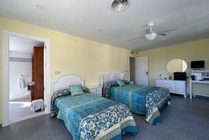 Sale - Villa - Orihuela costa - Cabo Roig