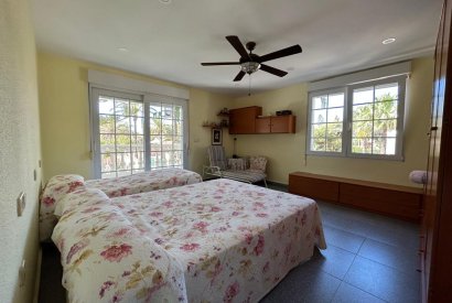 Sale - Villa - Orihuela costa - Cabo Roig