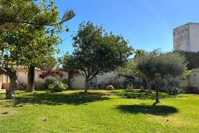 Sale - Villa - Orihuela costa - Cabo Roig