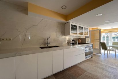 Sale - Villa - Orihuela costa - Cabo Roig