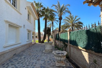 Sale - Villa - Orihuela costa - Cabo Roig