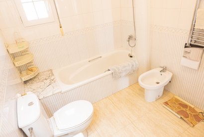 Sale - Villa - Cabo Roig