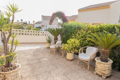 Sale - Villa - Cabo Roig