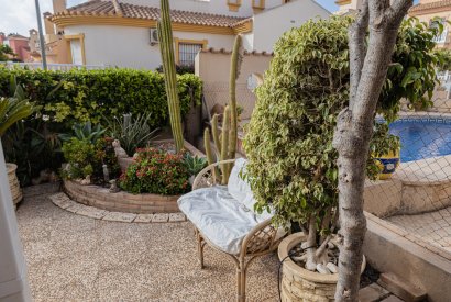 Sale - Villa - Cabo Roig