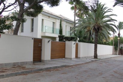 Sale - Villa - Cabo Roig