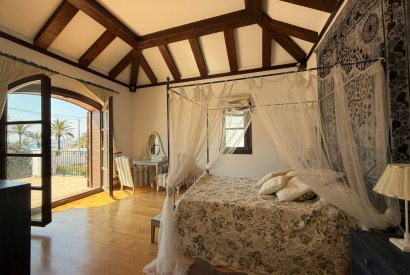 Sale - Villa of luxury - Cabo Roig