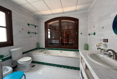 Sale - Villa of luxury - Cabo Roig