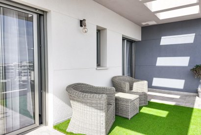 Вторичная недвижимость - Квартира на последнем этажe - Orihuela costa - La Zenia