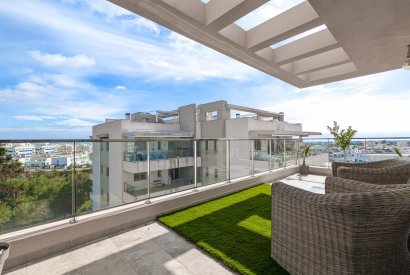Вторичная недвижимость - Квартира на последнем этажe - Orihuela costa - La Zenia