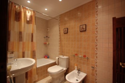 Вторичная недвижимость - квартира - Torrevieja - Punta Prima