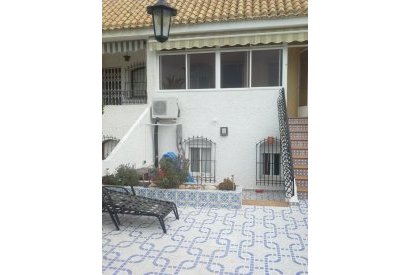 Sale - Townhouse - Orihuela costa - La Zenia